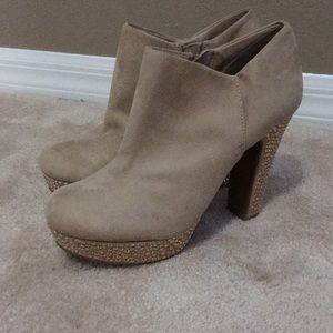 Gianni Bini Booties